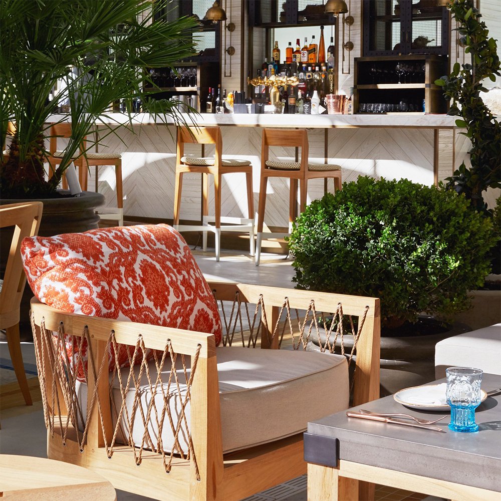 The Herringbone Restaurant Set